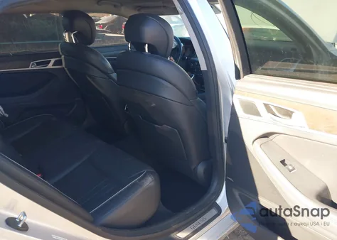 2015 Hyundai Genesis 3.8 from USA, damaged, VIN KMHGN4JE9FU064472